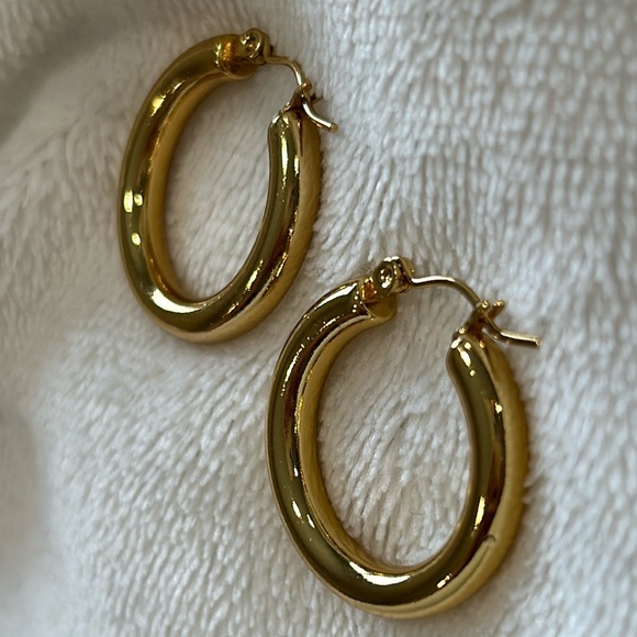 24k gold earrings, waterproof jewelry, sweat proof, tarnish free